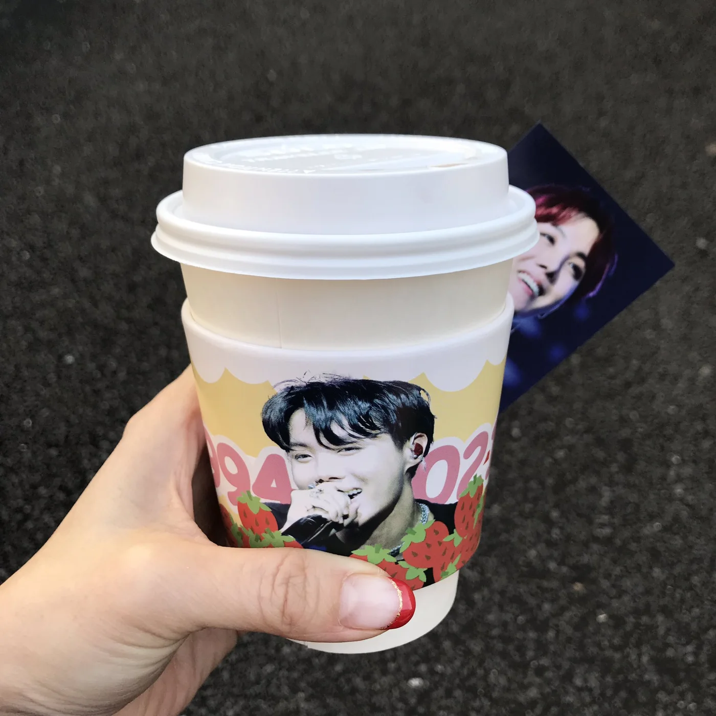 韓国 カップフォルダー 広告