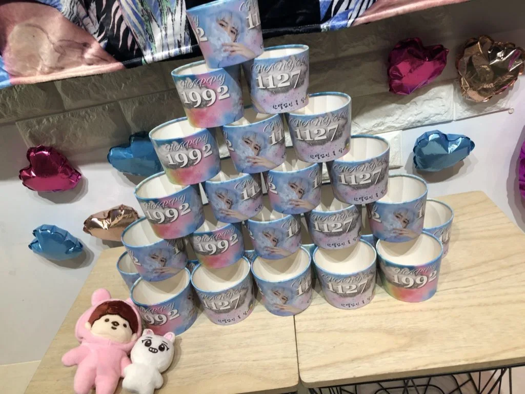 カップホルダー 韓国 応援広告 センイル広告